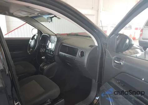 2012 Jeep Compass Latitude из США, поврежденный, VIN 1C4NJCEA2CD719883